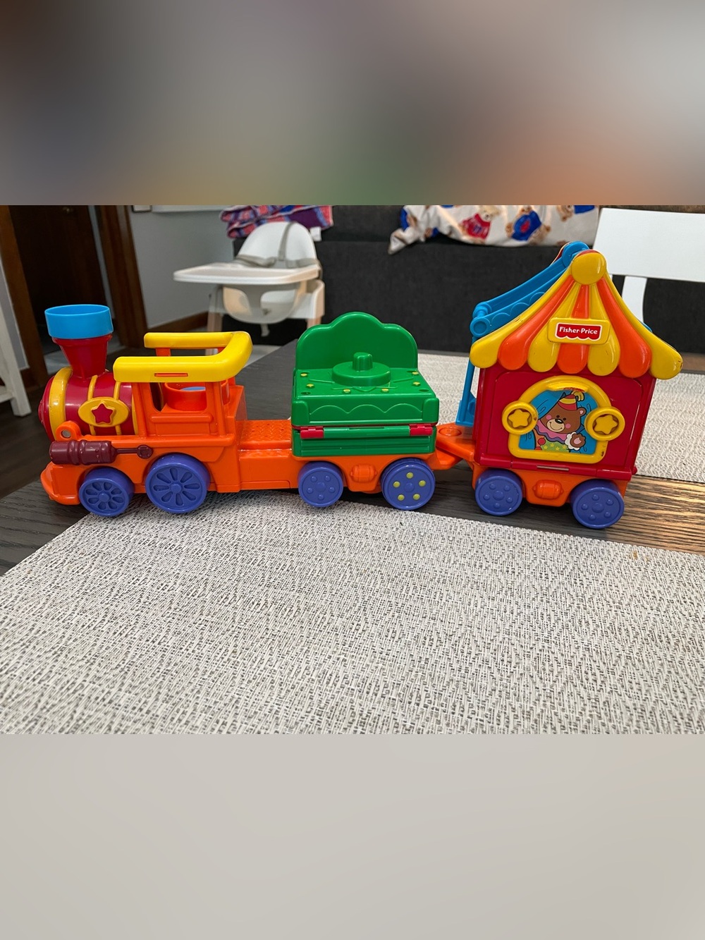 Fisher Price Little People 2001 Motorized Big Top Train